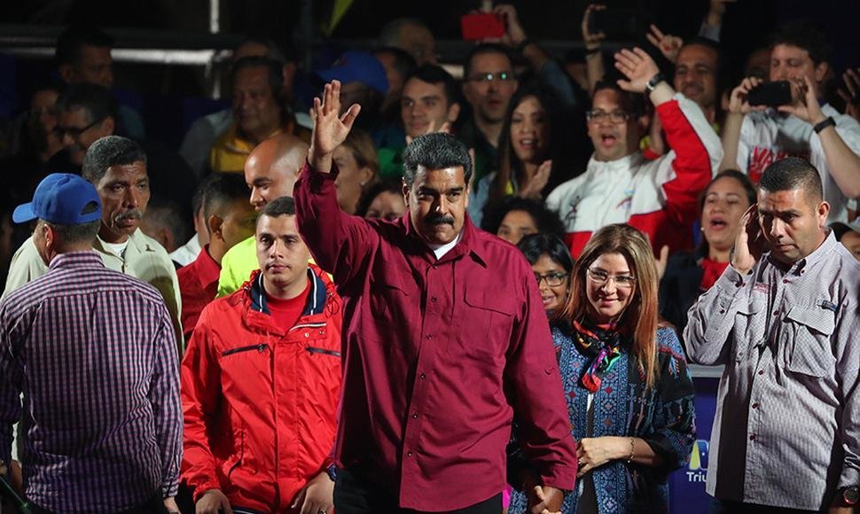 Victoria de Maduro entre denuncias de fraude de la oposición